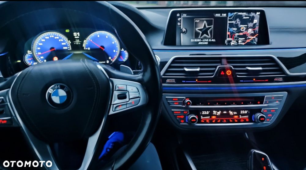 BMW Seria 7 740d xDrive - 13