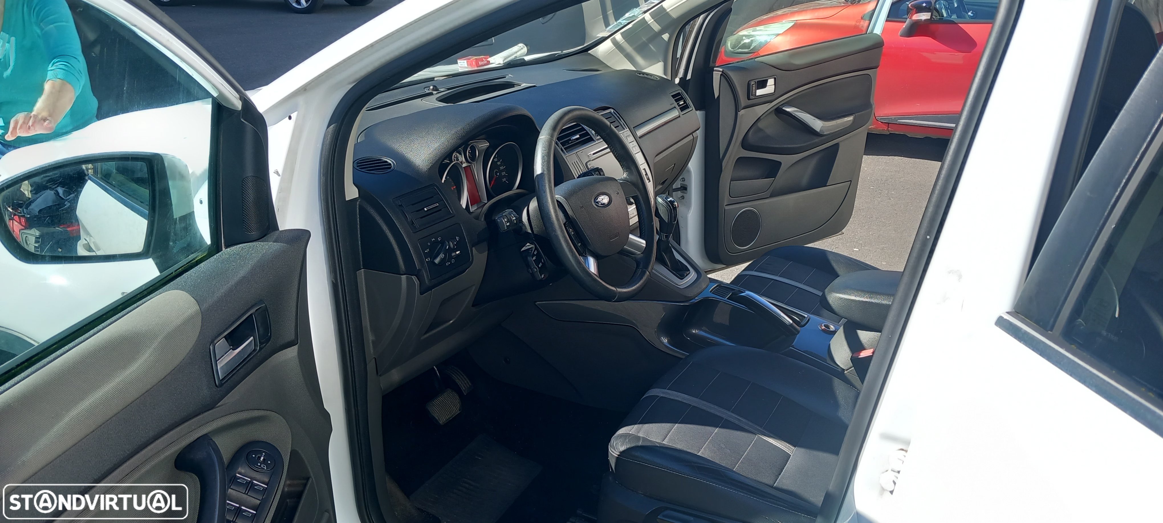 Ford Kuga 2.0 TDCi 4x4 Aut. ST-Line - 14