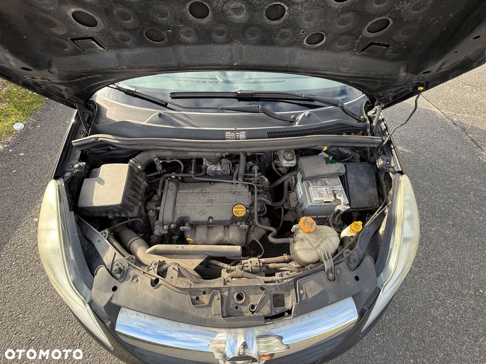 Opel Corsa - 25