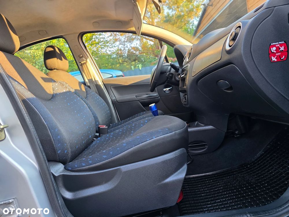 Citroën C3 1.4i Furio - 12