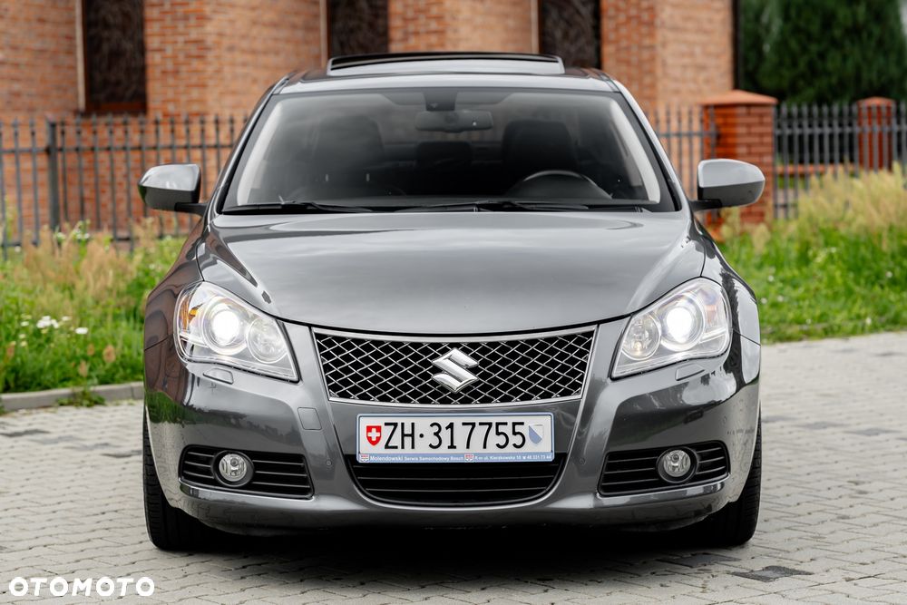 Suzuki Kizashi 2.4 4x4 CVT Sport - 7
