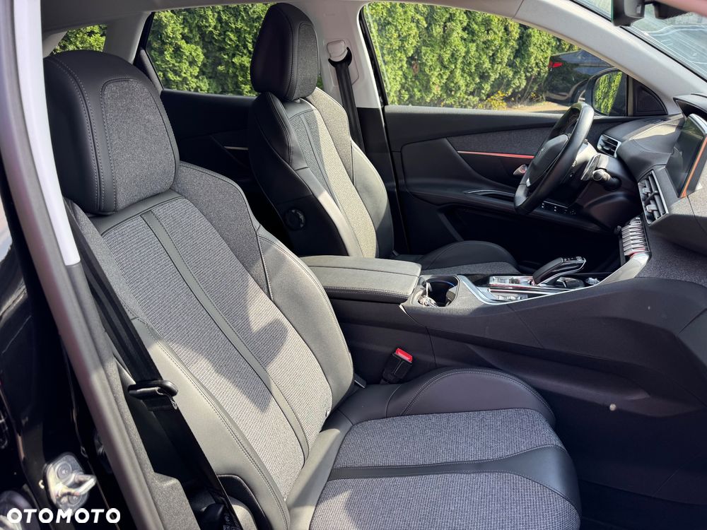 Peugeot 3008 225 e-EAT8 Allure Pack - 11