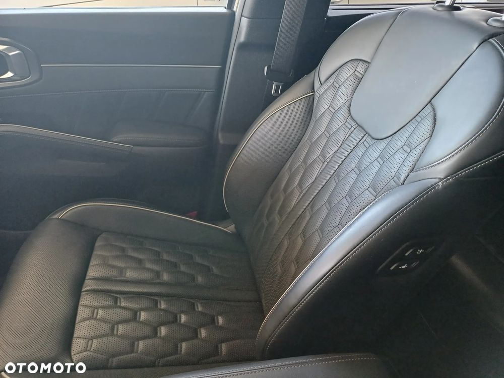 Kia Sorento - 28
