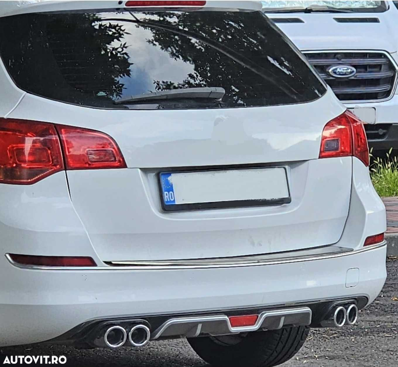 Ornament Difuzor pentru bara spate adaptabil pentru Opel Astra j Break - 2
