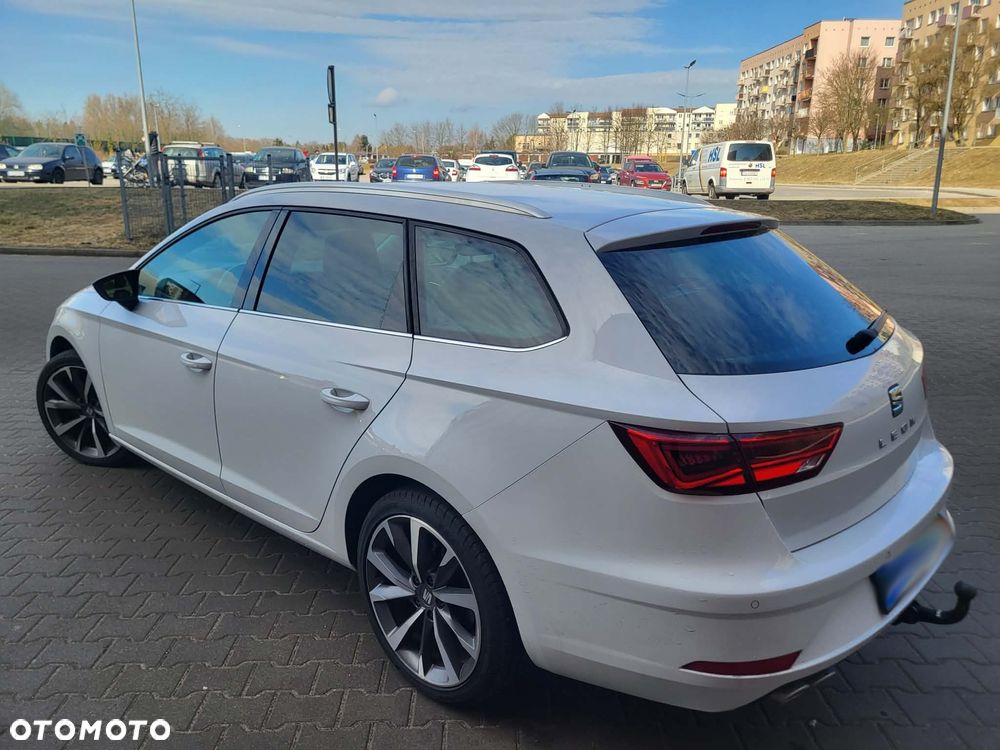 Seat Leon Sportstourer 2.0 TDI Start&Stop DSG XCELLENCE - 22