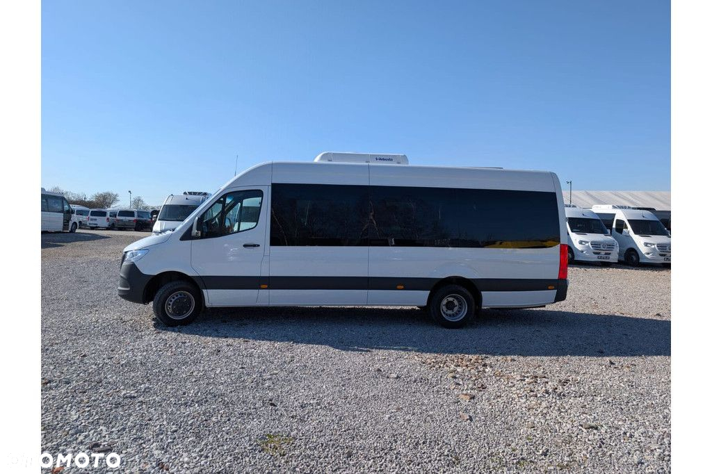 Mercedes-Benz Sprinter 517 - 9