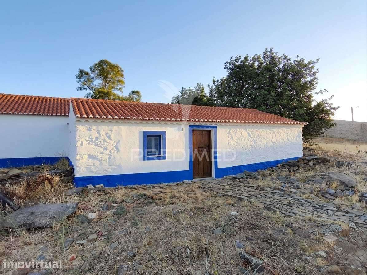 Terreno de 600m2 com ruína e pôr do sol único na Mesquita, Mértola - Grande imagem: 4/23