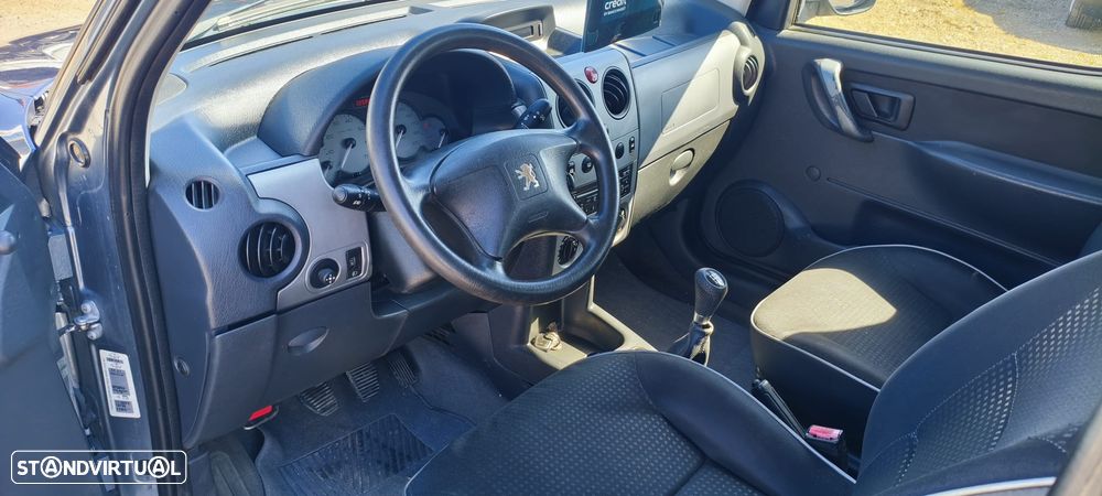 Peugeot Partner 1.6 HDi Confort - 16