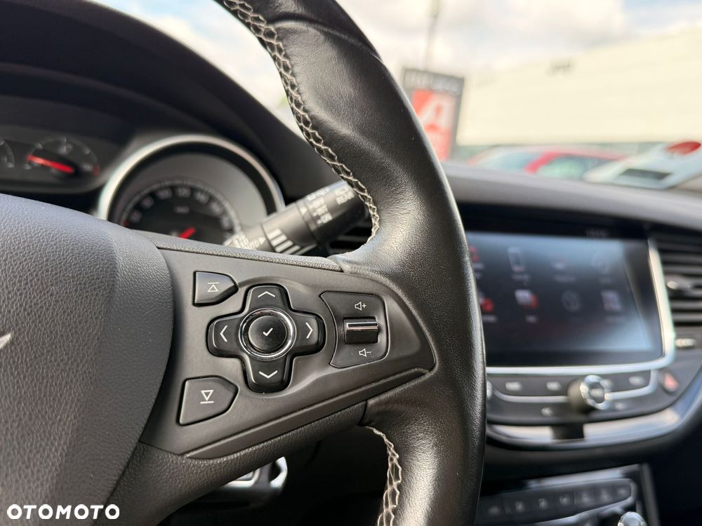 Opel Astra 1.4 T Dynamic S&S - 13