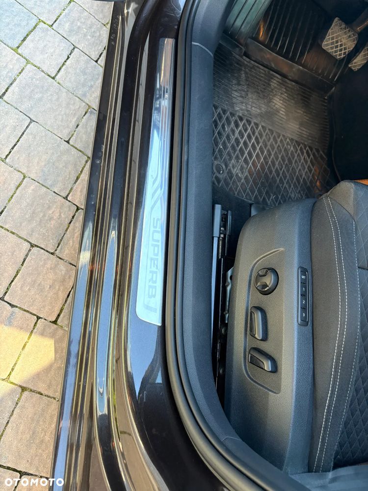 Skoda Superb 1.6 TDI DSG Style - 15