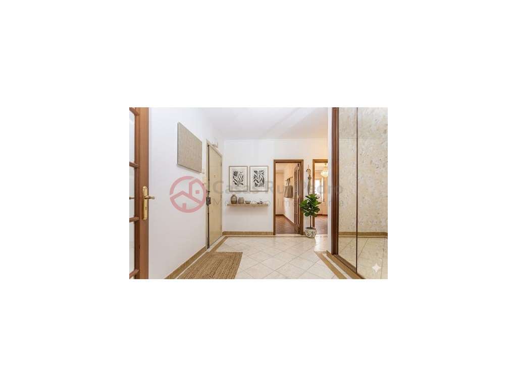 Apartamento T3 na Cova Piedade - Grande imagem: 2/33