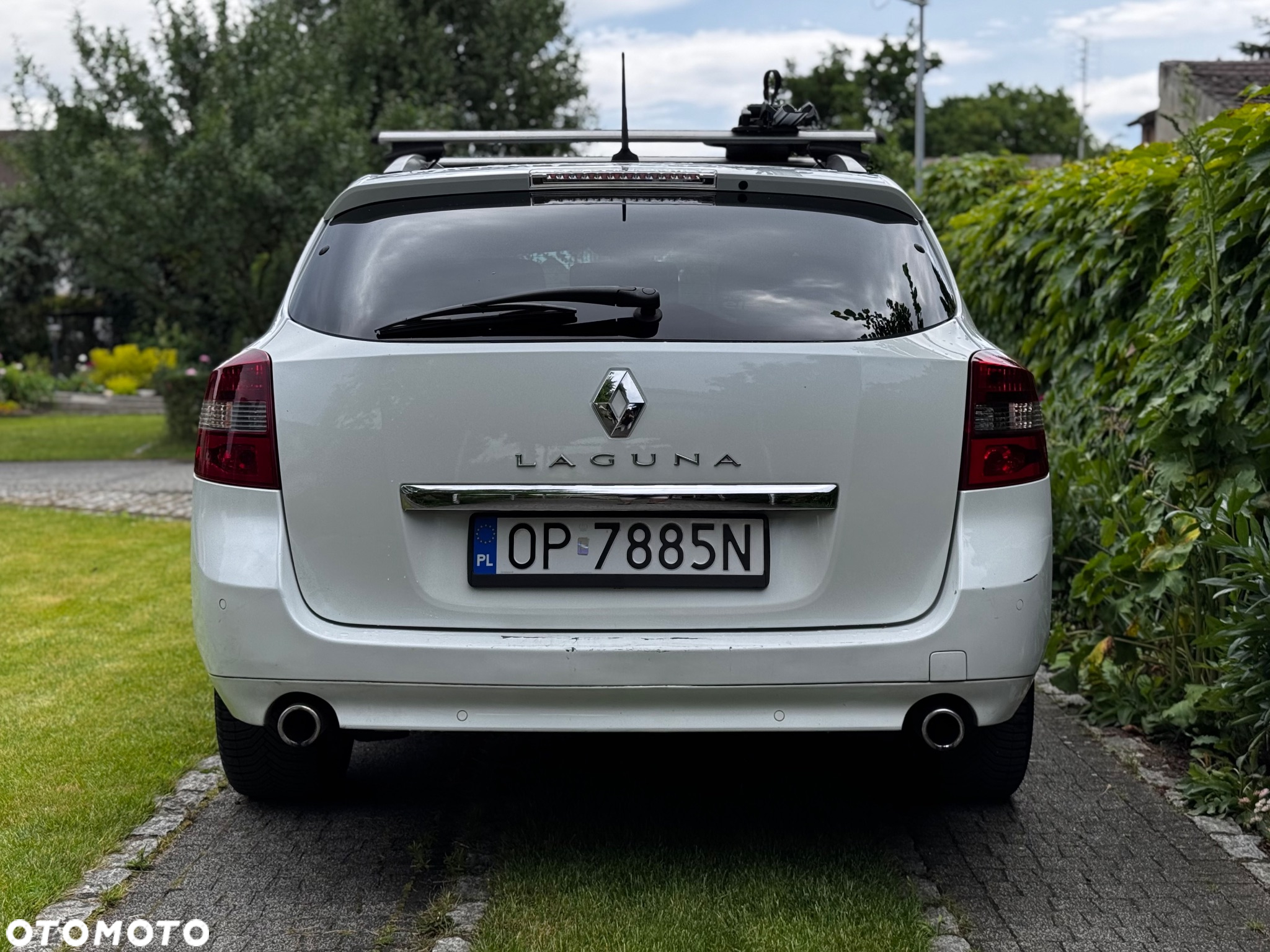 Renault Laguna Grandtour dCi 175 FAP Initiale - 17
