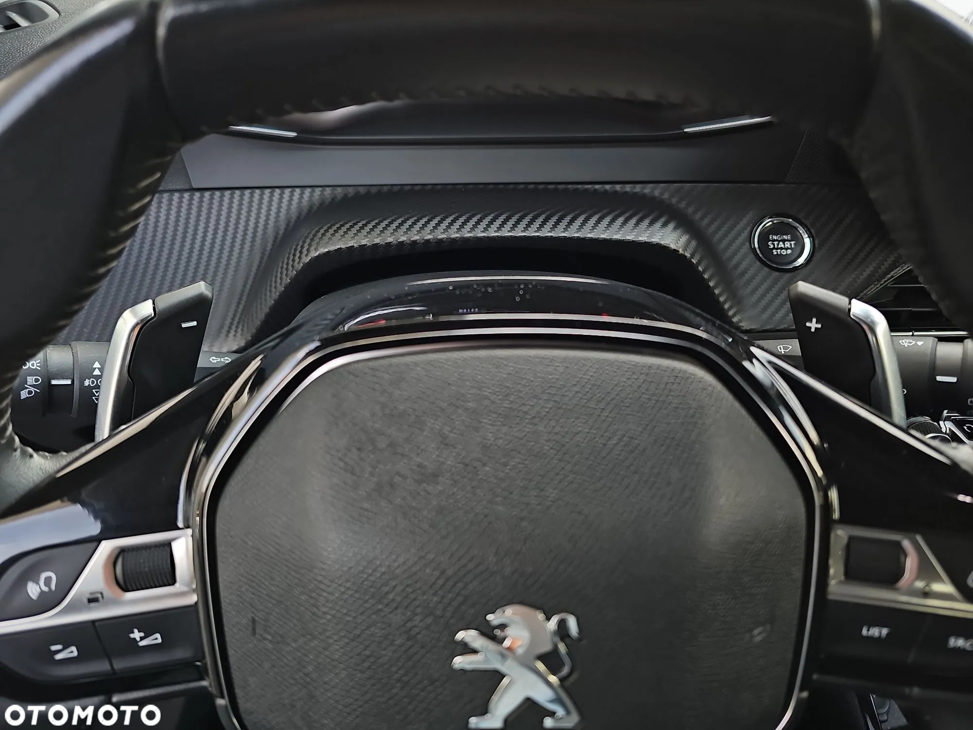 Peugeot 2008 PureTech 130 EAT8 Allure Pack - 25