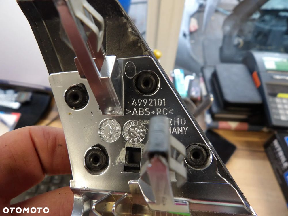 BMW - E70,X5 - LISTWA , DEKOR , KONSOLA - 4992101 - 2