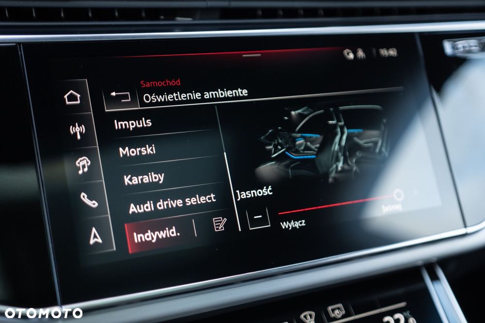 Audi Q8 50 TDI mHEV Quattro Tiptronic - 32