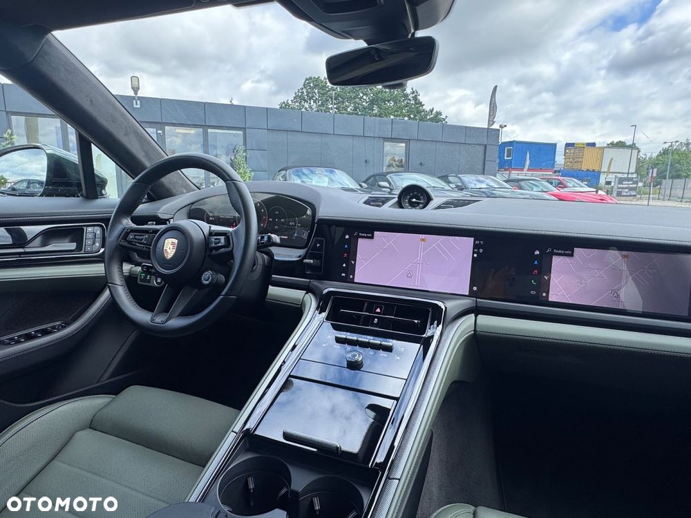Porsche Panamera - 24