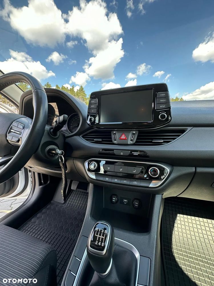 Hyundai i30 1.5 DPI Comfort - 8