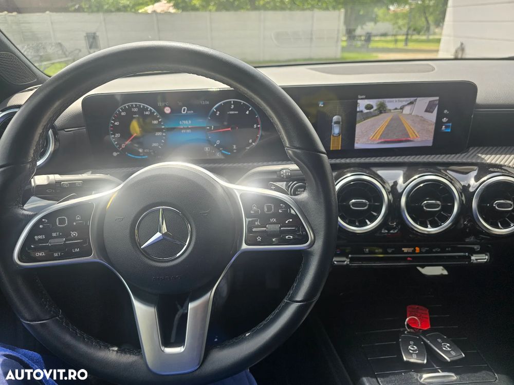 Mercedes-Benz A 180 d 8G-DCT - 13