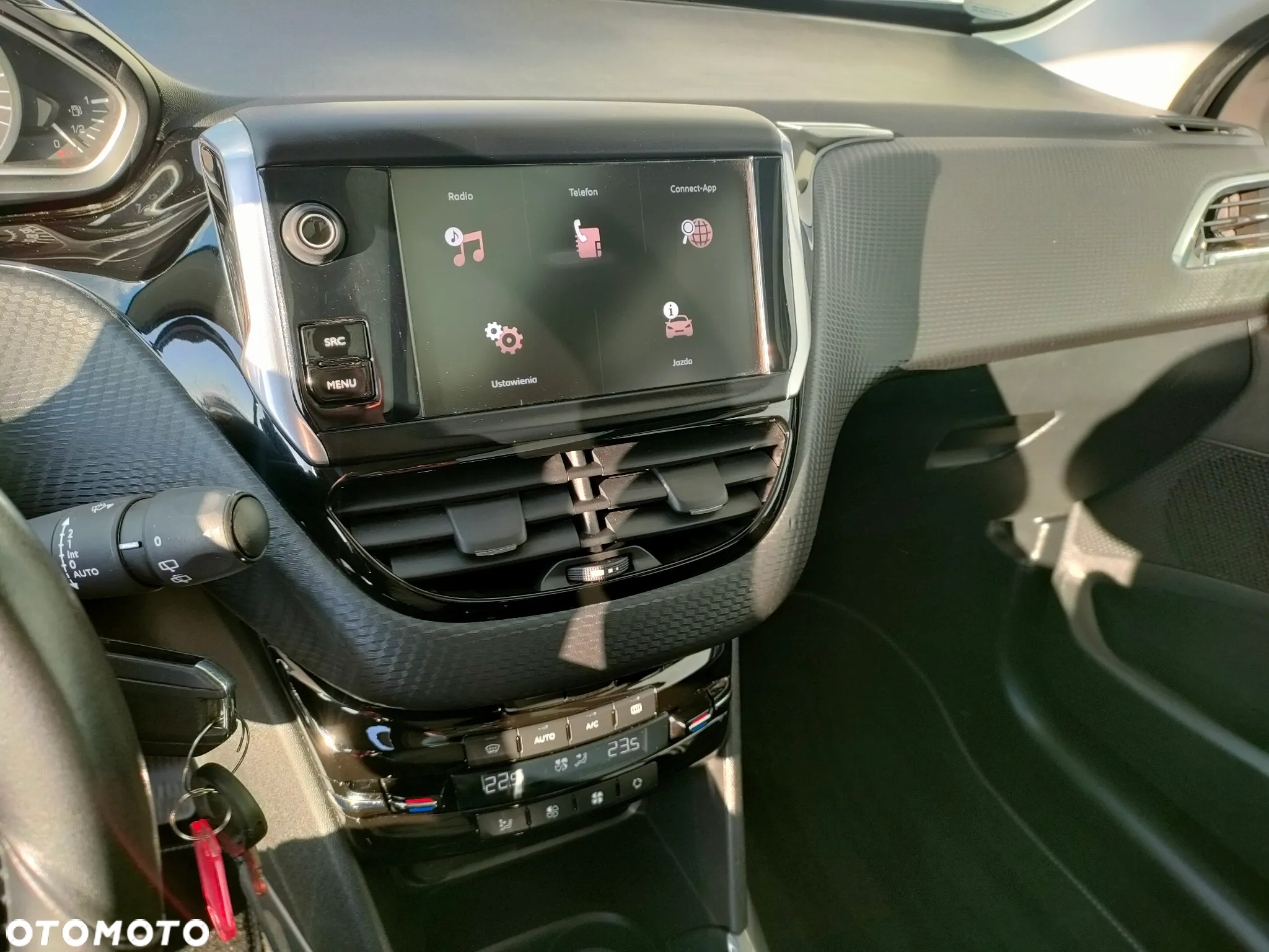 Peugeot 2008 1.2 Pure Tech Style - 19