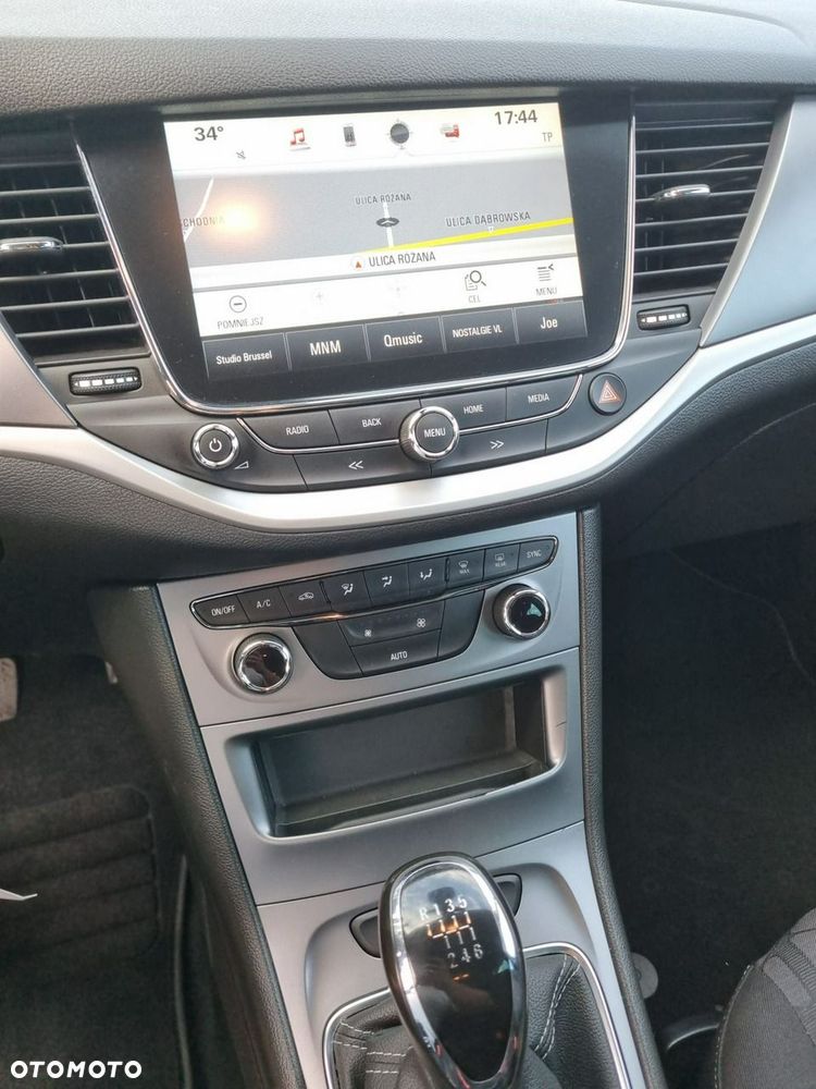Opel Astra - 10
