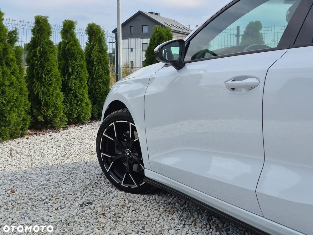 Audi A3 Sportback - 12