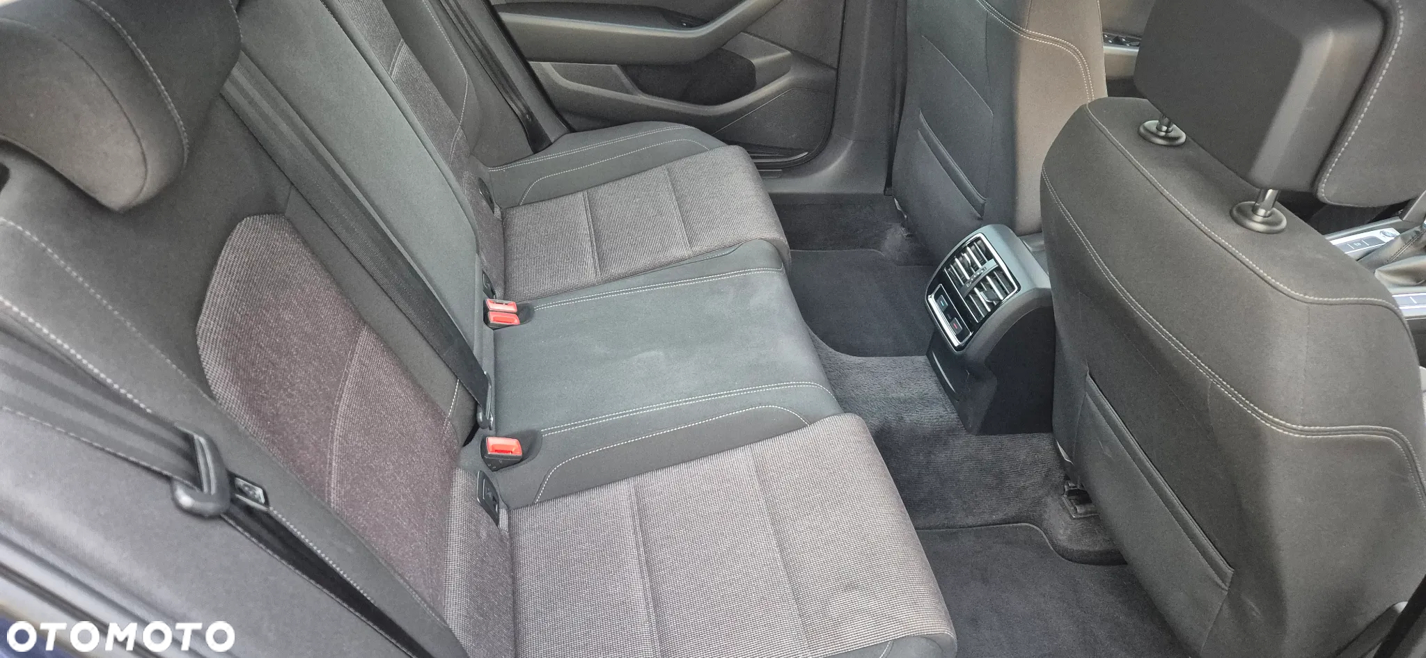 Volkswagen Passat 2.0 TDI BMT Comfortline - 13
