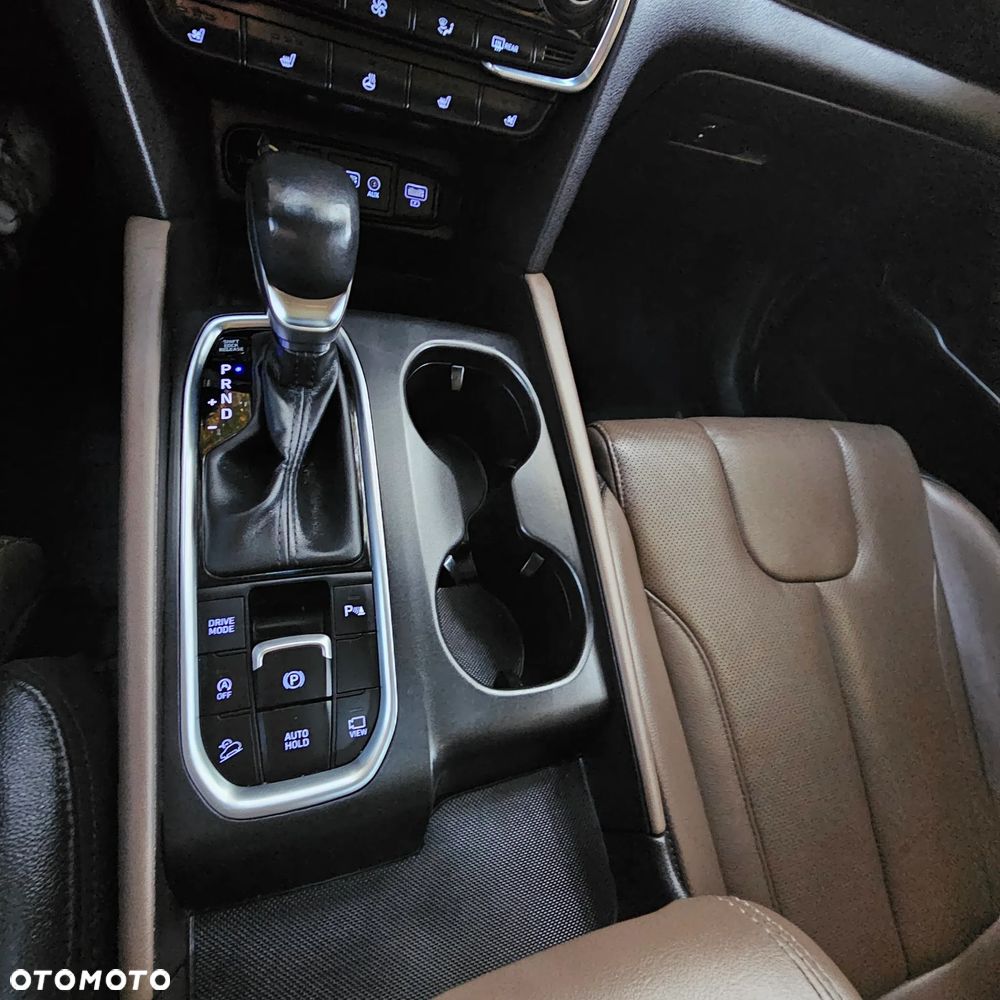 Hyundai Santa Fe - 26