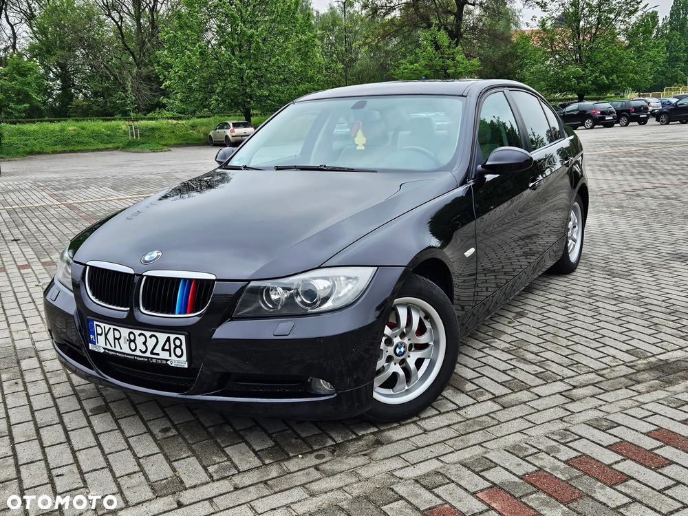 BMW Seria 3 320i - 1