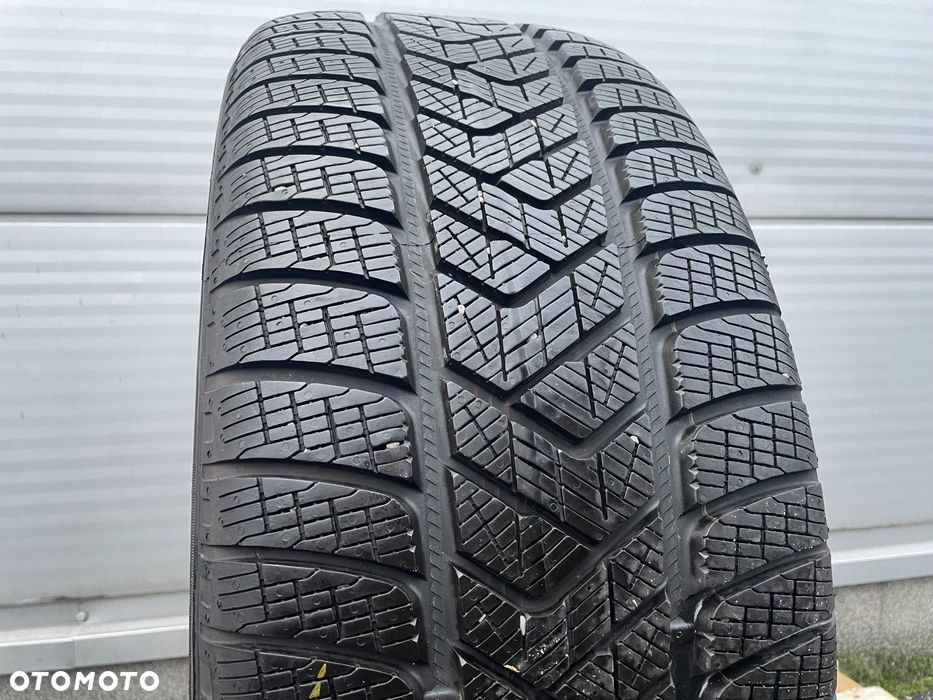 1x Opona zimowa 255/55/19 Pirelli Scorpion Winter AO XL 7,3mm!!