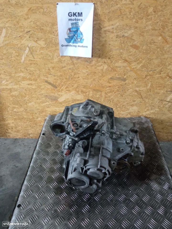 Caixa de velocidades Volkswagen Golf VI 2.0 Tdi140cv- REF: KRM - 2