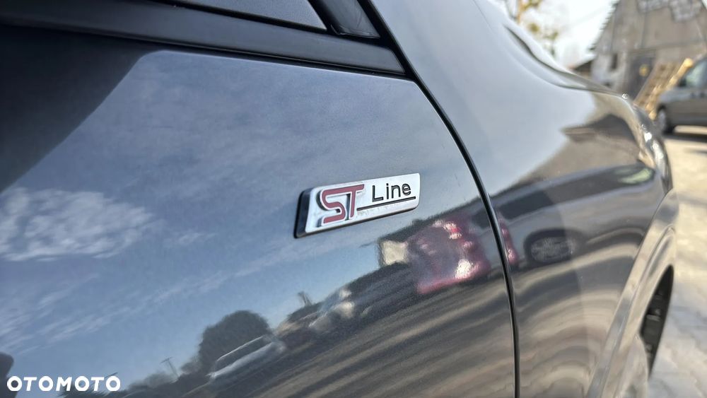 Ford Kuga 2.5 FHEV FWD ST-Line X - 20