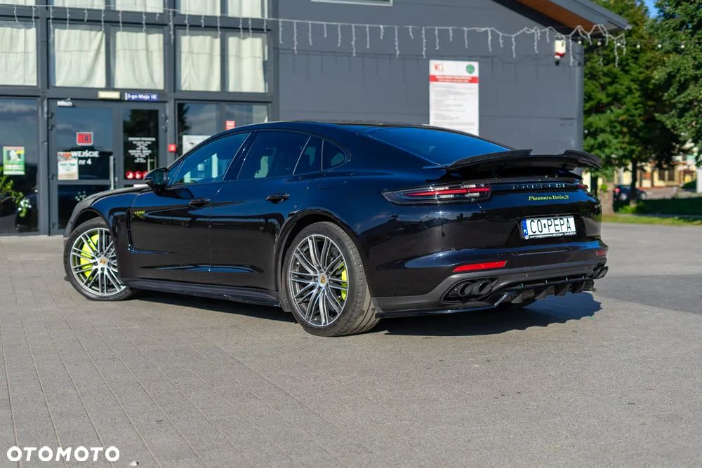 Porsche Panamera Turbo S E-Hybrid - 21