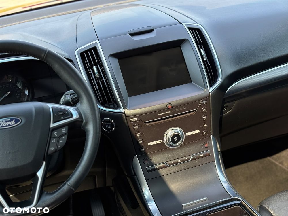 Ford Edge - 26