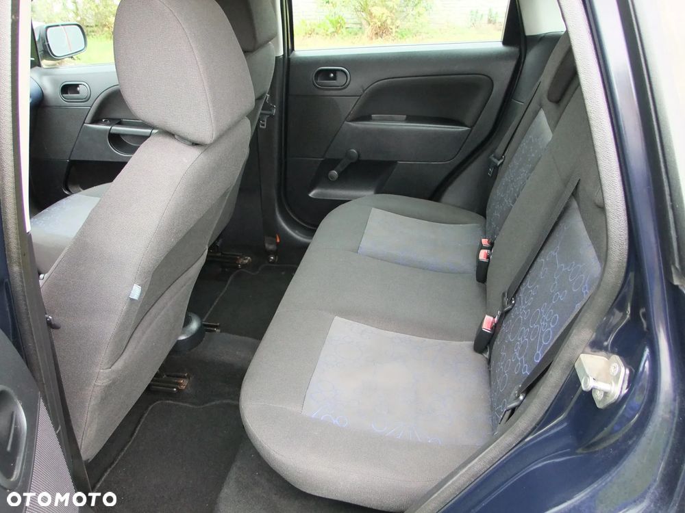 Ford Fiesta 1.3 - 11