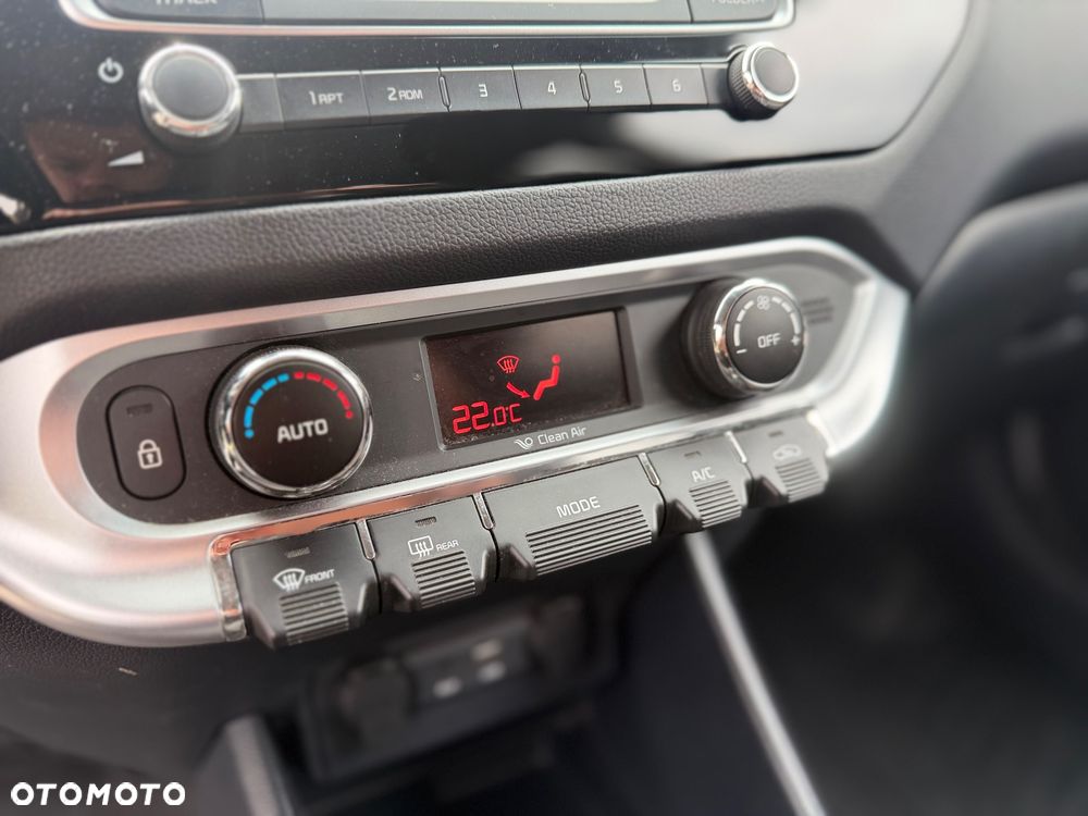 Kia Rio 1.2 Attract - 19