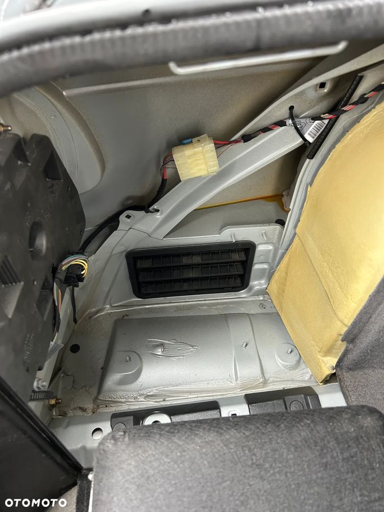 BMW Seria 5 525tds - 29
