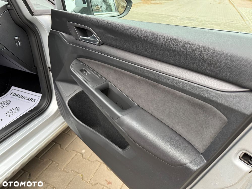 Volkswagen Golf - 14