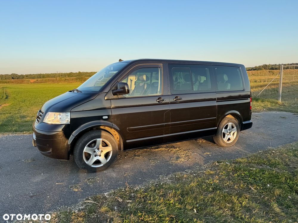 Volkswagen Multivan - 7