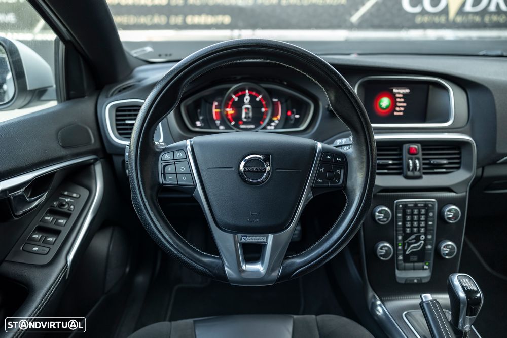 Volvo V40 2.0 D2 R-Design Momentum - 8
