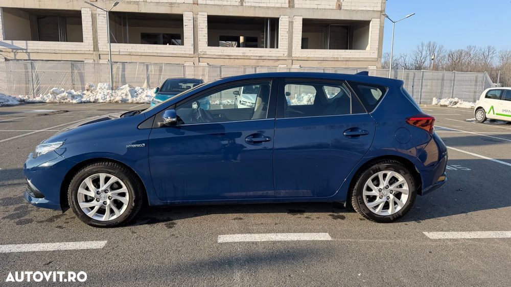 Toyota Auris - 4