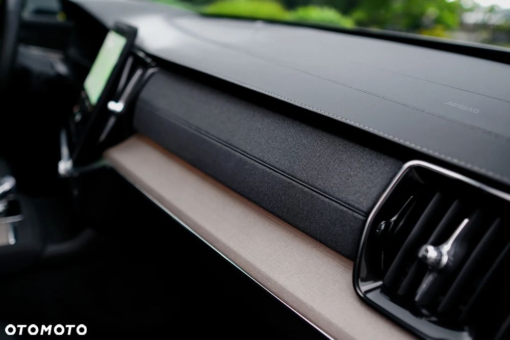 Volvo XC 90 B5 B AWD Plus Bright 7os - 31