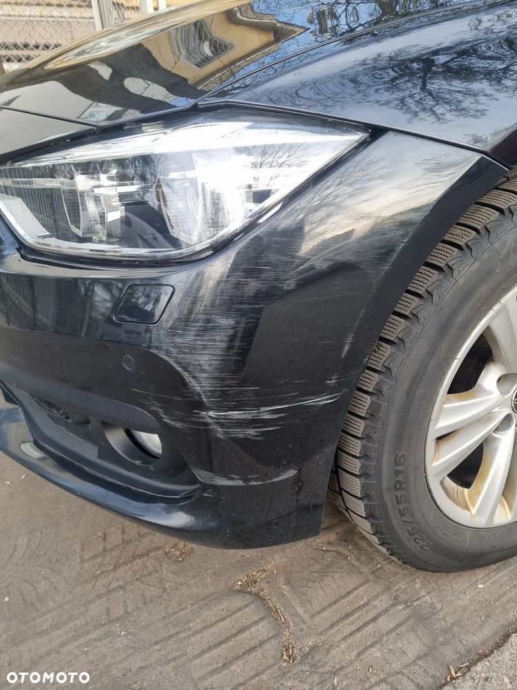 BMW Seria 3 318i - 13