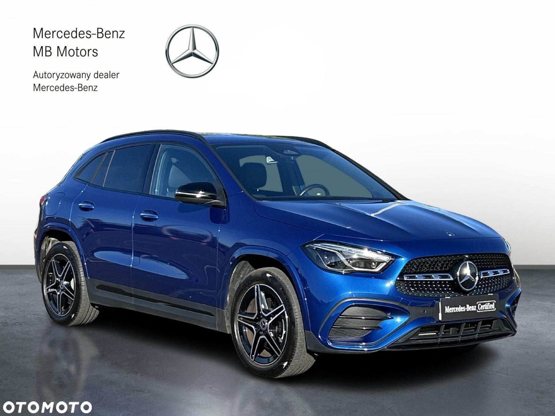 Mercedes-Benz GLA - 8