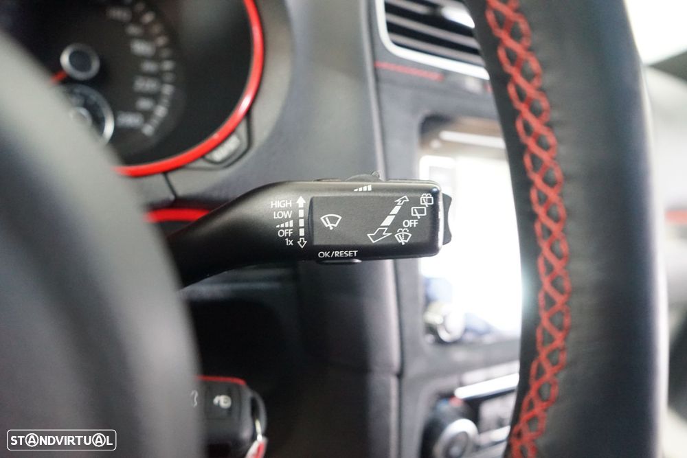 VW Golf 2.0 TSi GTI - 28