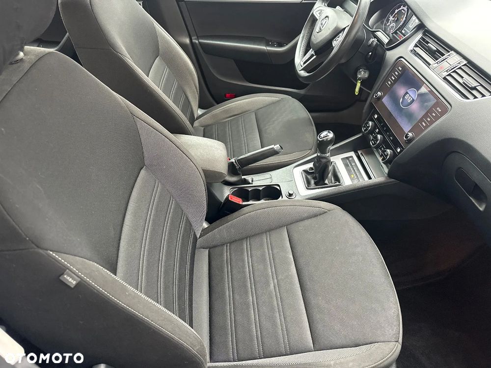 Skoda Octavia 1.5 TSI GPF ACT Ambition - 13