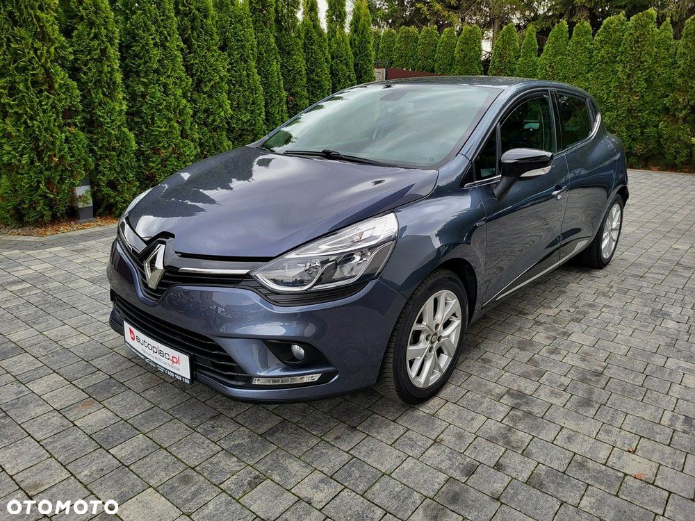 Renault Clio - 1