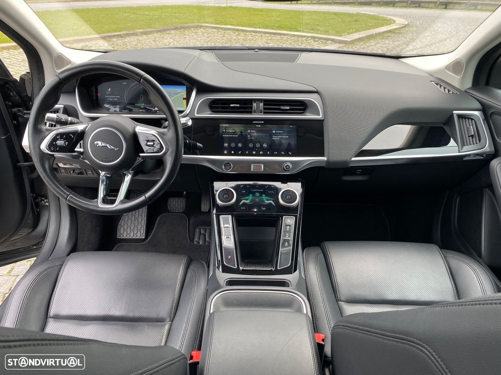 Jaguar I-Pace - 16