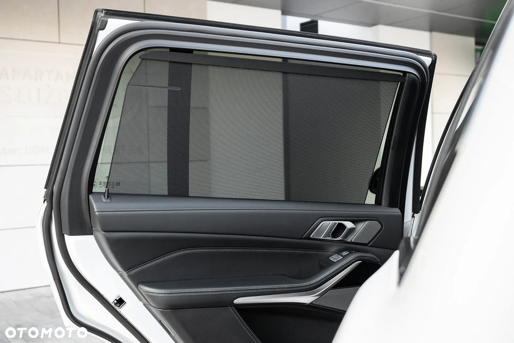 BMW X7 - 17