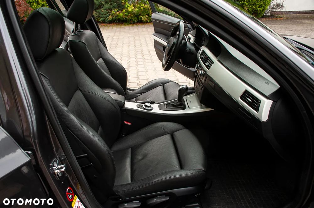 BMW Seria 3 325d DPF - 9