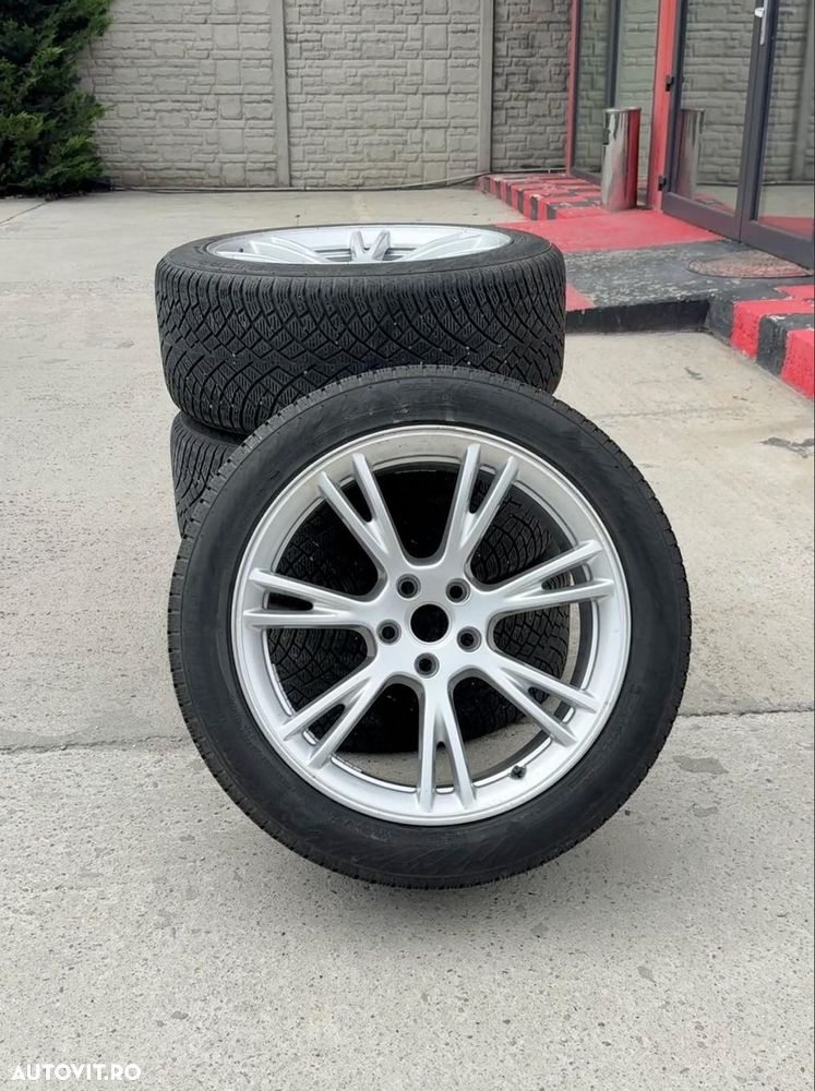 Tesla Model Y Long Range Dual Motor AWD - 10
